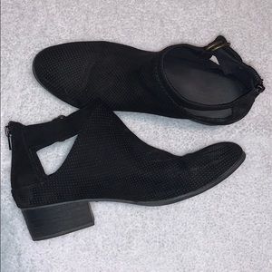 Black Arizona Ankle Boots